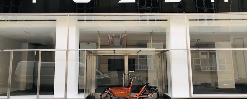 Tesla shop